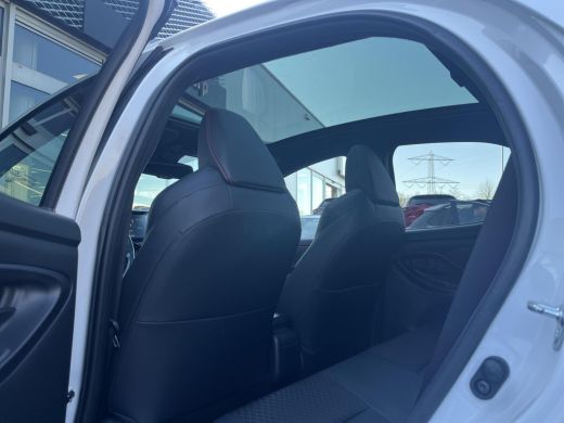 Toyota Yaris 1.5 Hybrid Executive ActivLease financial lease