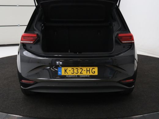 Volkswagen ID.3 Life 58 kWh | SOH 90% | 1e eigenaar | Stoelverwarming | Adaptive cruise | Carplay | Navigatie | P... ActivLease financial lease