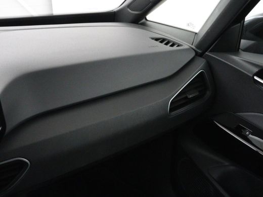 Volkswagen ID.3 Life 58 kWh | SOH 90% | 1e eigenaar | Stoelverwarming | Adaptive cruise | Carplay | Navigatie | P... ActivLease financial lease