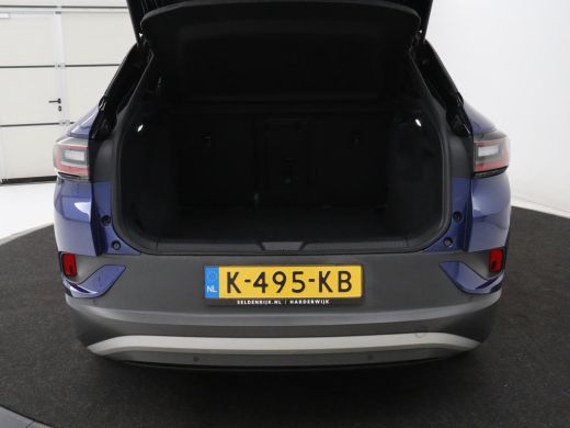 Volkswagen ID.4 First 77 kWh | SOH 90% | Stoelverwarming | Adaptive cruise | 20'' | Half leder | Carplay | Naviga... ActivLease financial lease