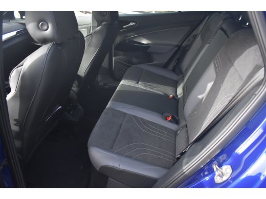 Volkswagen ID.4 Pro Limited Edition 77 kWh 286PK | Achteruitrijcamera | Apple Carplay/Android Auto|telefoonintegr... ActivLease financial lease