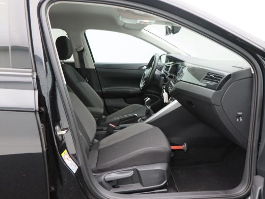 Volkswagen Polo 1.0 TSi Life | Adaptive Cruise | Privacy Glass | DAB | Parkeersensoren | 16 Inch | 87.234 Km!! ActivLease financial lease