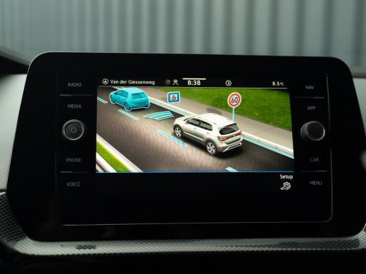 Volkswagen T-Cross 1.0 TSI Life Edition | Keyless | Camera | Stoelverw. | Prijs Rijklaar!! ActivLease financial lease