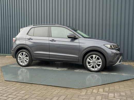 Volkswagen T-Cross 1.0 TSI Life Edition | Keyless | Camera | Stoelverw. | Prijs Rijklaar!! ActivLease financial lease