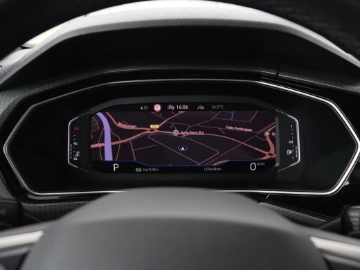 Volkswagen T-Cross 1.0 TSI Style Business R | Stoelverwarming | Camera | Adaptive cruise | Virtual Cockpit | Climate... ActivLease financial lease