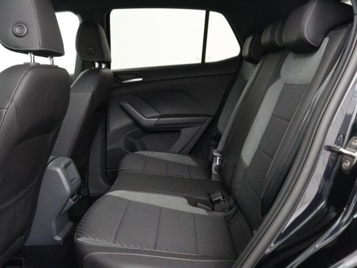 Volkswagen T-Cross 1.0 TSI Style Business R | Stoelverwarming | Camera | Adaptive cruise | Virtual Cockpit | Climate... ActivLease financial lease