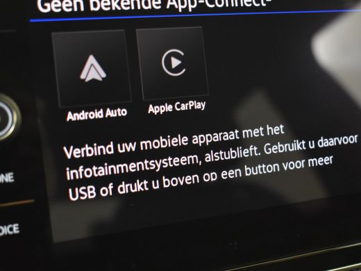 Volkswagen T-Cross 1.5 TSI R-Line Business 150PK DSG/AUTO | Achteruitrijcamera | Keyless | Apple carplay Android aut... ActivLease financial lease