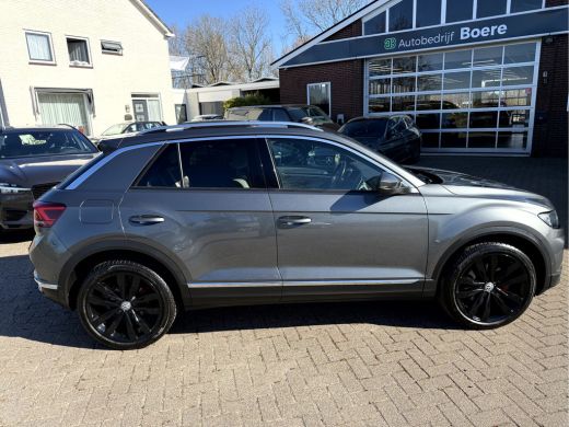 Volkswagen T-Roc 2.0 TSI 4Motion Sport Panoramadak, Leder, Camera ActivLease financial lease