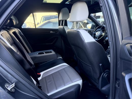 Volkswagen T-Roc 2.0 TSI 4Motion Sport Panoramadak, Leder, Camera ActivLease financial lease