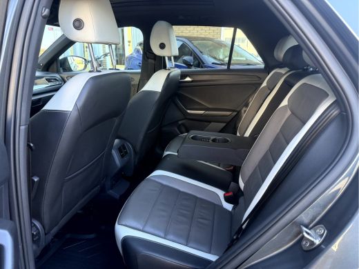 Volkswagen T-Roc 2.0 TSI 4Motion Sport Panoramadak, Leder, Camera ActivLease financial lease