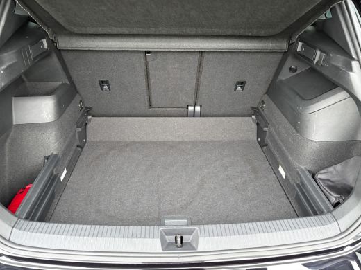 Volkswagen Tiguan 1.5 eTSI R-Line Edition Prijs Rijklaar!! ActivLease financial lease