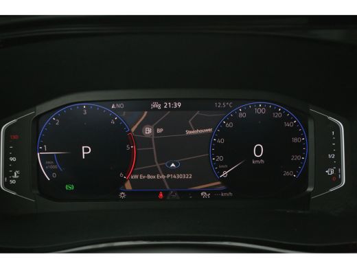 Volkswagen Transporter 2.0 TDI L2H1 Bulli 150PK | Aut. | Dubbele Cabine | Airco | Adap. Cruise | Virtual | Camera | Trek... ActivLease financial lease