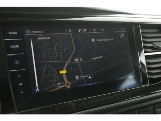 Volkswagen Transporter 2.0 TDI L2H1 Bulli 150PK | Aut. | Dubbele Cabine | Airco | Adap. Cruise | Virtual | Camera | Trek... ActivLease financial lease