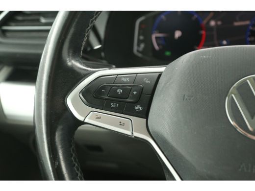 Volkswagen Transporter 2.0 TDI L2H1 Bulli 150PK | Aut. | Dubbele Cabine | Airco | Adap. Cruise | Virtual | Camera | Trek... ActivLease financial lease