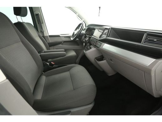 Volkswagen Transporter 2.0 TDI L2H1 Bulli 150PK | Aut. | Dubbele Cabine | Airco | Adap. Cruise | Virtual | Camera | Trek... ActivLease financial lease