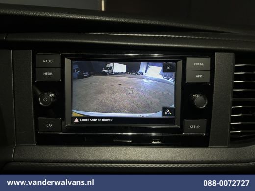Volkswagen Transporter 2.0 TDI R line L2H1 Euro6 Airco | Camera | LM Velgen | Leder | Imperiaal | Apple Carplay Android ... ActivLease financial lease