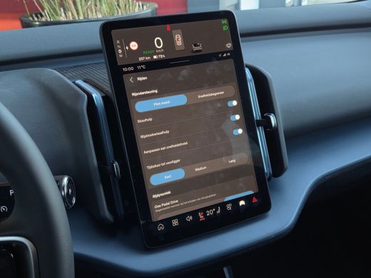 Volvo  EX30 Single Motor Extended Range Plus 69 kWh | Full MAXTON DESIGN | Adaptive Cruise | BLIS | Memory | ... ActivLease financial lease