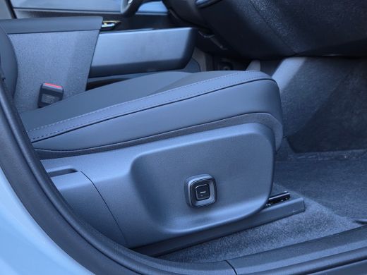 Volvo  EX30 Single Motor Extended Range Plus 69 kWh | Full MAXTON DESIGN | Adaptive Cruise | BLIS | Memory | ... ActivLease financial lease