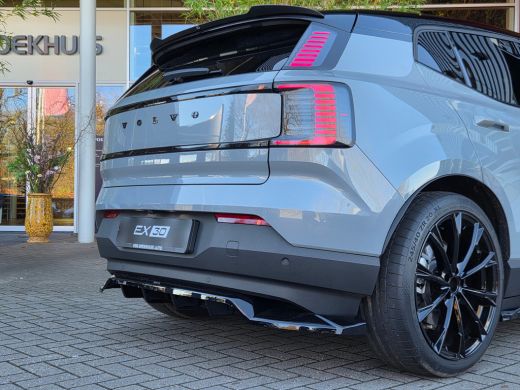 Volvo  EX30 Single Motor Extended Range Plus 69 kWh | Full MAXTON DESIGN | Adaptive Cruise | BLIS | Memory | ... ActivLease financial lease