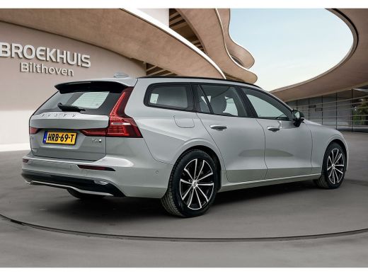 Volvo  V60 2.0 T6 Plug-in hybrid AWD Plus Dark | Trekhaak | PDC V+A en 360 camera | Lederen sportstoelen | S... ActivLease financial lease