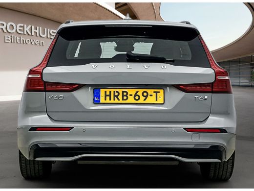 Volvo  V60 2.0 T6 Plug-in hybrid AWD Plus Dark | Trekhaak | PDC V+A en 360 camera | Lederen sportstoelen | S... ActivLease financial lease