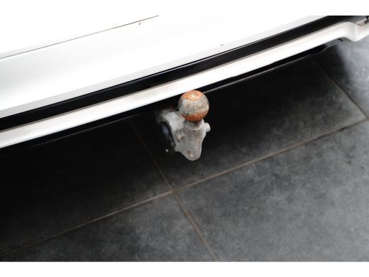 Volvo  V60 2.0 T8 Recharge AWD R-Design 390Pk | Trekhaak | Achteruitrijcamera | Apple carplay Android Auto |... ActivLease financial lease