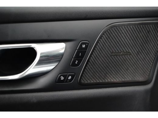 Volvo  V60 2.0 T8 Recharge AWD R-Design 390Pk | Trekhaak | Achteruitrijcamera | Apple carplay Android Auto |... ActivLease financial lease