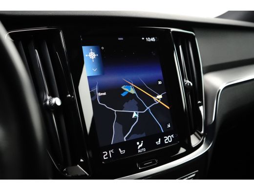 Volvo  V60 2.0 T8 Recharge AWD R-Design 390Pk | Trekhaak | Achteruitrijcamera | Apple carplay Android Auto |... ActivLease financial lease