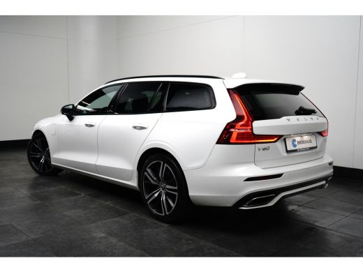 Volvo  V60 2.0 T8 Recharge AWD R-Design 390Pk | Trekhaak | Achteruitrijcamera | Apple carplay Android Auto |... ActivLease financial lease