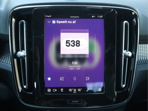 Volvo  XC40 Recharge P8 AWD R-Design Navi / Trekh / Elekramen / Camera / SOH 91,68 ActivLease financial lease