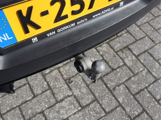 Volvo  XC40 Recharge P8 AWD R-Design Navi / Trekh / Elekramen / Camera / SOH 91,68 ActivLease financial lease