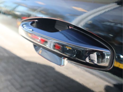 Volvo  XC40 Recharge P8 AWD R-Design Navi / Trekh / Elekramen / Camera / SOH 91,68 ActivLease financial lease