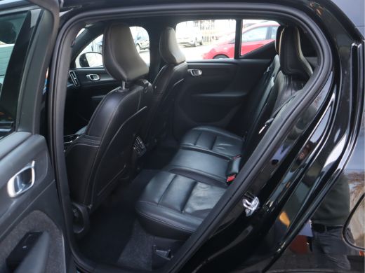 Volvo  XC40 Recharge P8 AWD R-Design Navi / Trekh / Elekramen / Camera / SOH 91,68 ActivLease financial lease