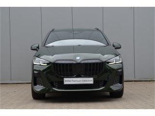 BMW 2 Serie 225e xDrive M Sport Automaat / Panoramadak / Trekhaak / Achteruitrijcamera / Sportstoelen / M Ada...