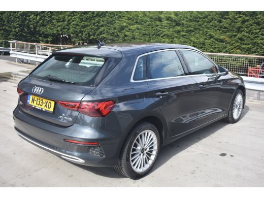 Audi A3 Sportback 30 TFSI Advanced edition | Cruise Control | Verwarmbare voorstoelen | Afneembare trekhaak ActivLease financial lease