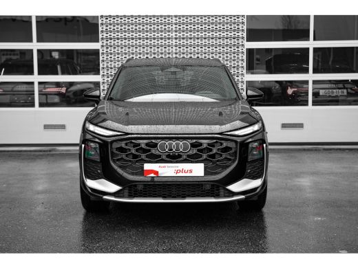 Audi Q3 S edition | Adaptive cruise control | Audi sound system | Cruise control ActivLease financial lease
