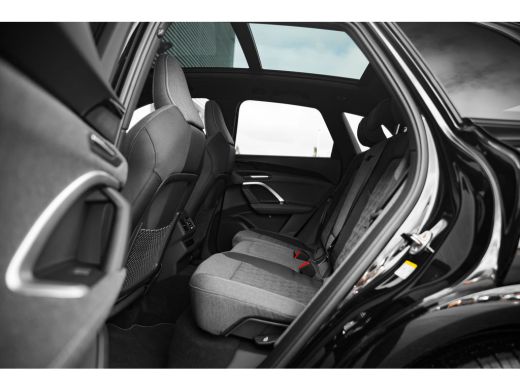 Audi Q5 S edition | Audi virtual cockpit | Exterieurpakket zwart | Hemelbekleding in zwart ActivLease financial lease