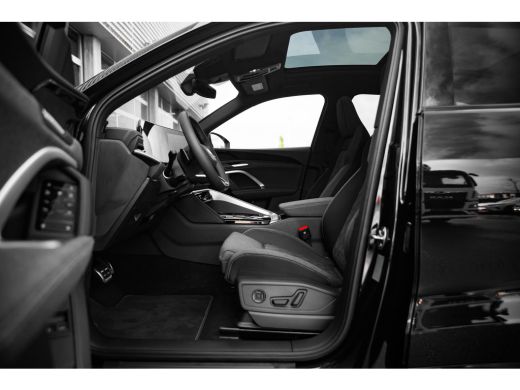 Audi Q5 S edition | Audi virtual cockpit | Exterieurpakket zwart | Hemelbekleding in zwart ActivLease financial lease
