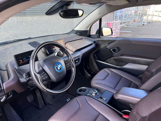 BMW i3 S /184pk*Unique Forever*120Ah 42 kWh H-Kardon/2xAdaptive/Carplay/Leder/W-pomp/3-fase/20" ActivLease financial lease