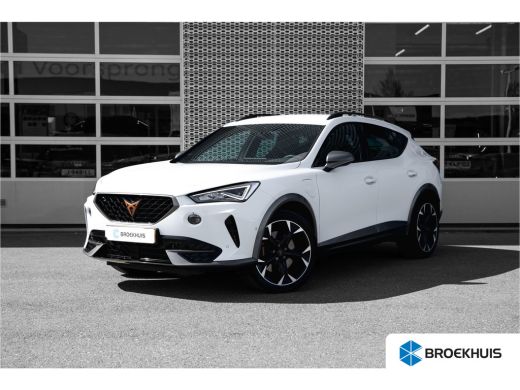 CUPRA Formentor 1.4 e-Hybrid VZ 245 PK Performance | Trekhaak | Carplay | Camera | Stoel en Stuurverwarming l Dod...