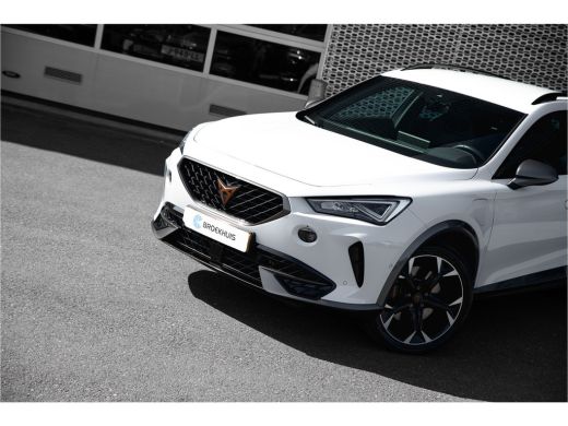 CUPRA Formentor 1.4 e-Hybrid VZ 245 PK Performance | Trekhaak | Carplay | Camera | Stoel en Stuurverwarming l Dod... ActivLease financial lease