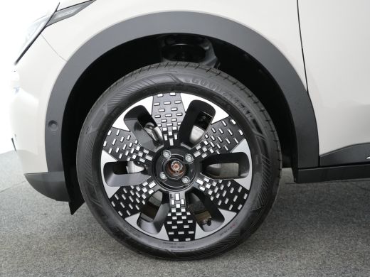 Fiat 600 La Prima | 10,25" touchscreen radio met Bluetooth, DAB & USB | 18" lichtmetalen velgen Diamont Cu... ActivLease financial lease