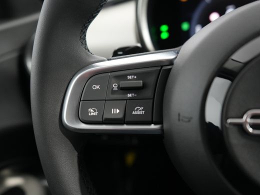 Fiat 600 La Prima | 10,25" touchscreen radio met Bluetooth, DAB & USB | 18" lichtmetalen velgen Diamont Cu... ActivLease financial lease