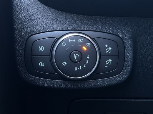 Ford Fiesta 1.0 Titanium | Cruise Control | Navigatie | Apple Carplay | Climate Control | Airco (automatisch)... ActivLease financial lease