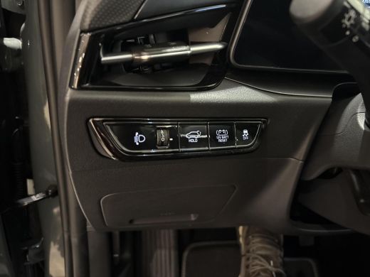 Kia Niro 1.6 GDi Hybrid DynamicPlusLine SchuifDak | Leder | Dodehoekdet. | Stoelverw. ActivLease financial lease