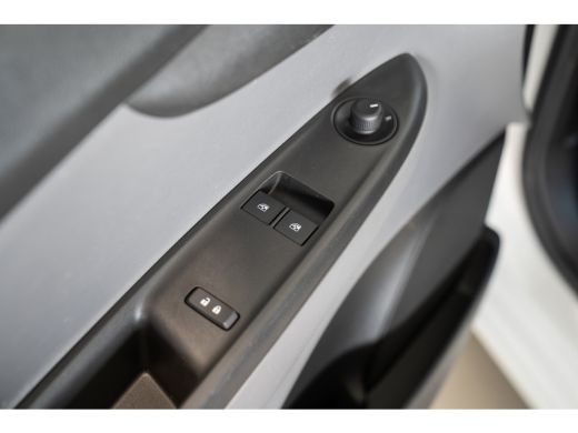 Opel KARL 1.0 ecoFLEX Innovation | Navigatie | Apple Carplay & Android Auto | Climate Controle | Parkeersen... ActivLease financial lease