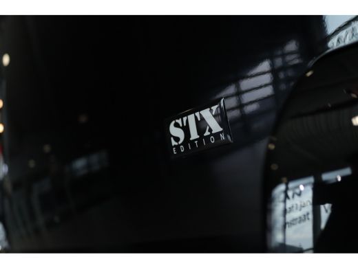 Peugeot e-Expert EV 75 kWh 136 L3 STX SPECIAL EDITION | LED | Stuur+Stoelverwarming | Betimmering | Leder | Camera... ActivLease financial lease