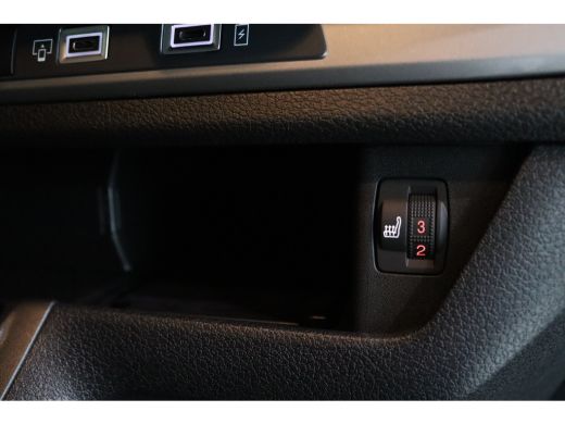 Peugeot e-Expert EV 75 kWh 136 L3 STX SPECIAL EDITION | LED | Stuur+Stoelverwarming | Betimmering | Leder | Camera... ActivLease financial lease