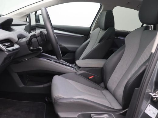 Skoda Enyaq iV 60 Business Edition 170PK Aut. Pano-Schuifdak, Trekhaak, Warmtepomp, Alarm, Stoel-Stuurverwarming... ActivLease financial lease