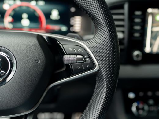 Skoda Karoq 1.5 TSI ACT Sportline Business | 360 Camera | Side Assist | Canton | Elk. A-klep | Prijs Rijklaar!! ActivLease financial lease